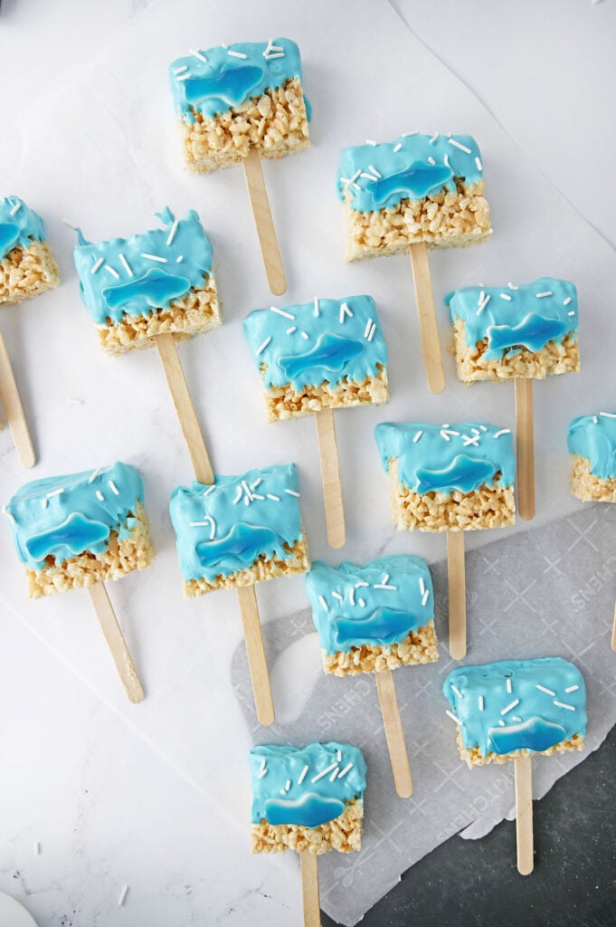 Shark Rice Krispie Treats