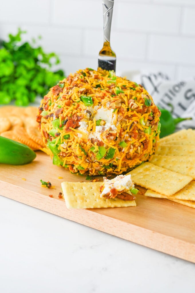 Jalapeño Popper Cheese Ball