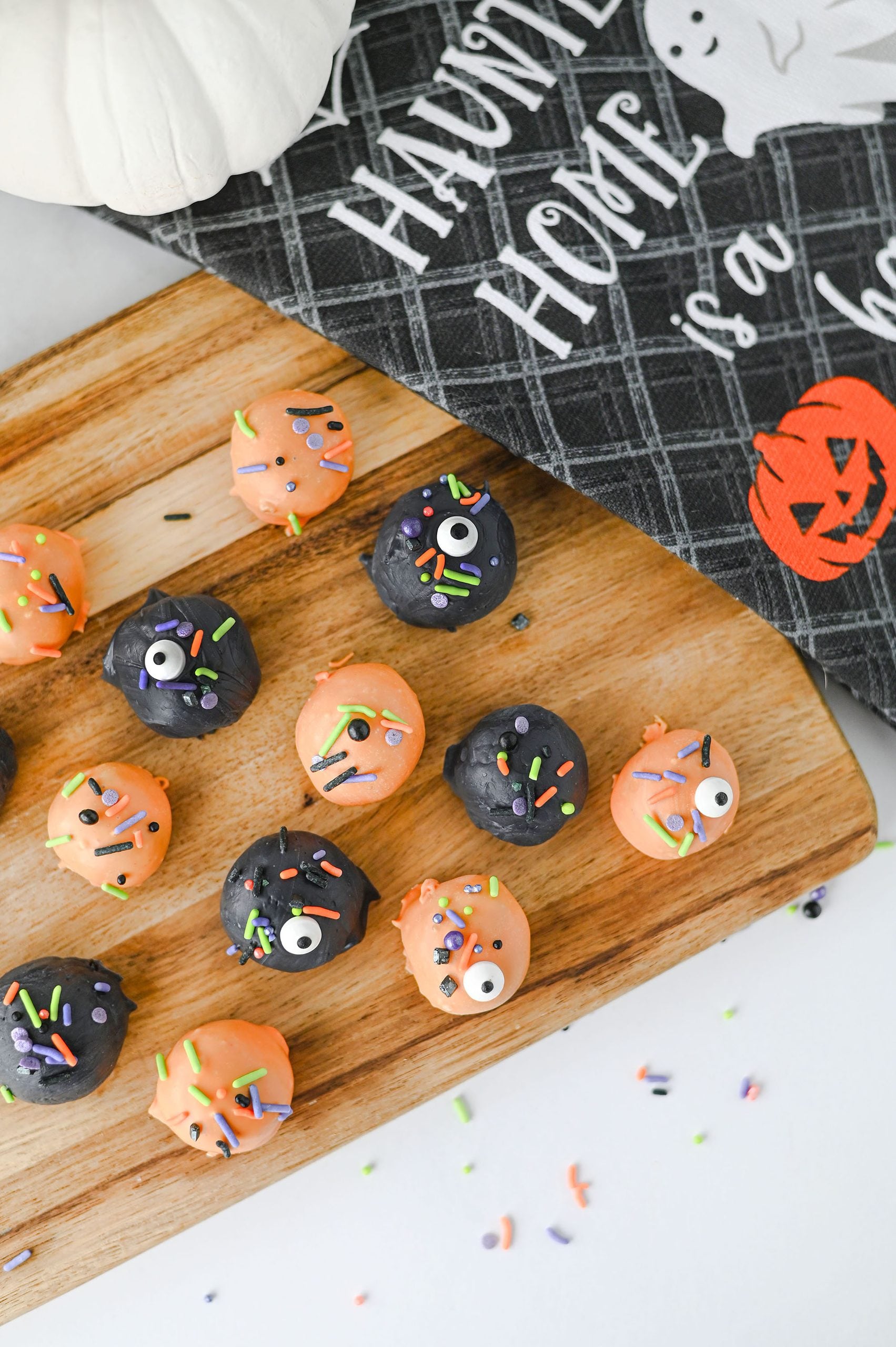 Halloween Oreo Balls